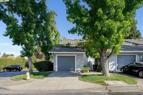 4235 Sheldon Cir, Pleasanton, CA, 94588-4875 | Card Image