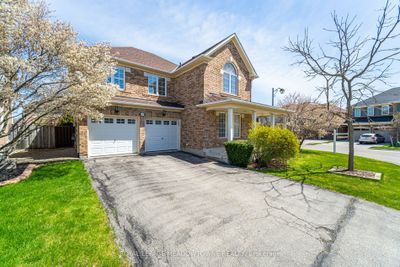 697 Auger Terr, House other with 4 bedrooms, 4 bathrooms and 4 parking in Milton ON | Image 3