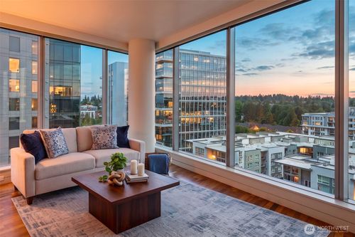 1624-10650 Ne 9th Pl, Bellevue, WA, 98004-5073 | Card Image
