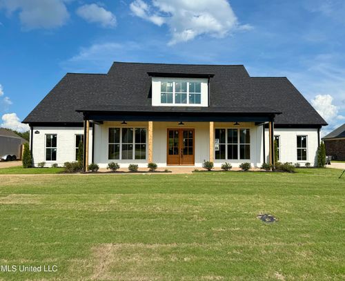 1794 Bakersfield Way, Nesbit, MS, 38651-2521 | Card Image