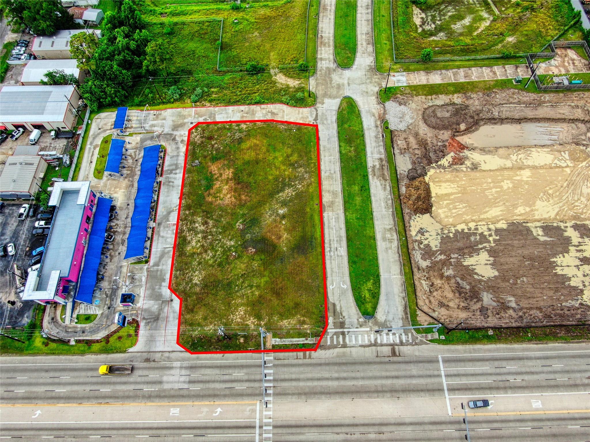 Land in Houston 4