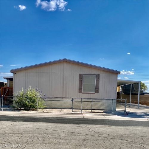 5621 Tahoe Dr, Las Vegas, NV, 89142-2636 | Card Image