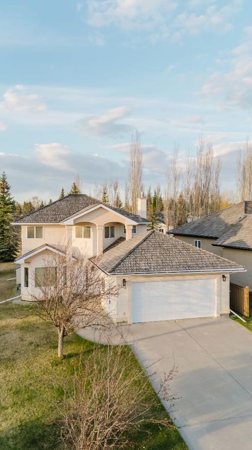 9316 Wedgewood Dr N, Grande Prairie, AB, T8W2G5 | Card Image