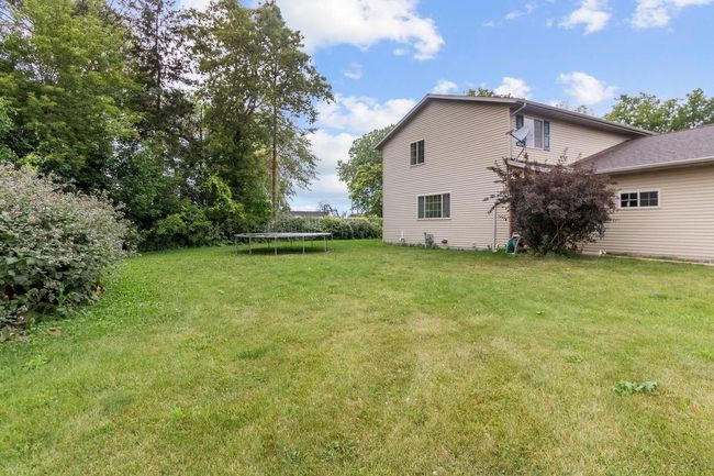 4642 Ridge Court, Condo with 3 bedrooms, 2 bathrooms and null parking in MANITOWOC WI | Image 29