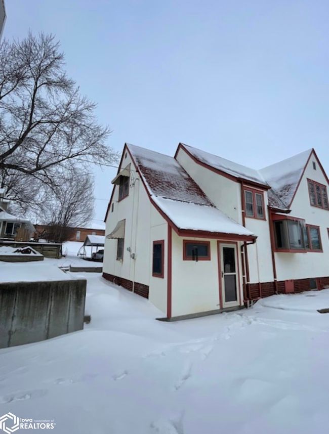 304 S Market St, House other with 3 bedrooms, 2 bathrooms and null parking in Rock port MO | Image 7