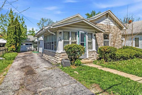 425 E Bradford St, Marion, IN, 46952-2834 | Card Image