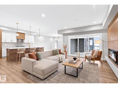 520-7463 May Common Nw, Edmonton, AB, T6R0X1 | Card Image