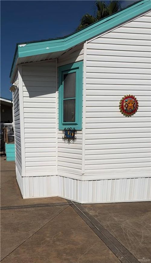 410 Sun Dial Circle, Port Isabel, TX, 78578 | Card Image