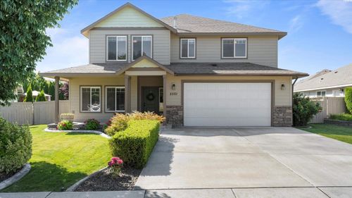 5501 W 18th Ave, Kennewick, WA, 99338-7552 | Card Image