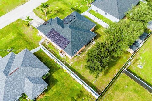 501 Ne 24th Ter, Cape Coral, FL, 33909-4381 | Card Image