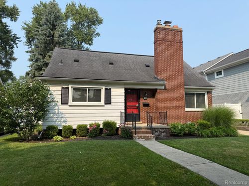 671 Coolidge Rd, Birmingham, MI, 48009-5889 | Card Image