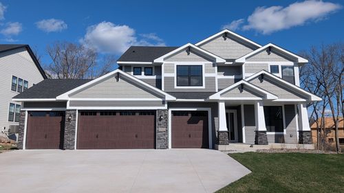 1955 Royal Blvd, Lake Elmo, MN, 55042-5521 | Card Image