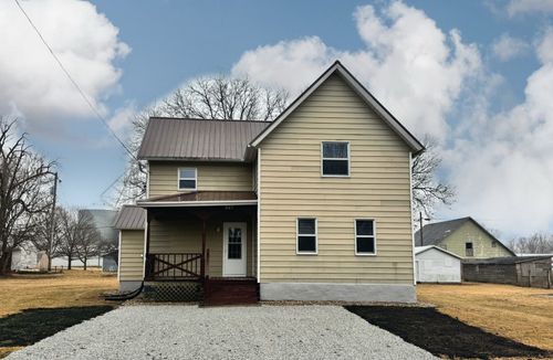 207 E Maple St, Chatsworth, IL, 60921-2002 | Card Image