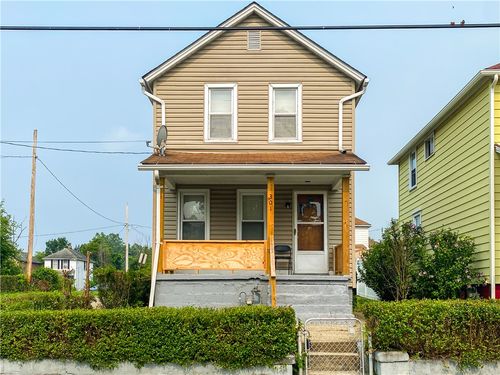 301 Wykes St, Aliquippa, PA, 15001-3156 | Card Image