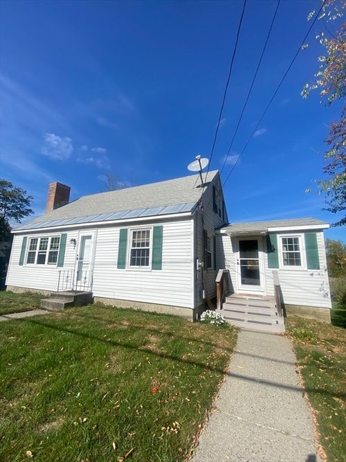 7 W Main St, Westminster, MA, 01473-1466 | Card Image