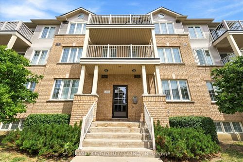 3-157 Isaac Devins Blvd, Toronto, ON, M9M0C5 | Card Image