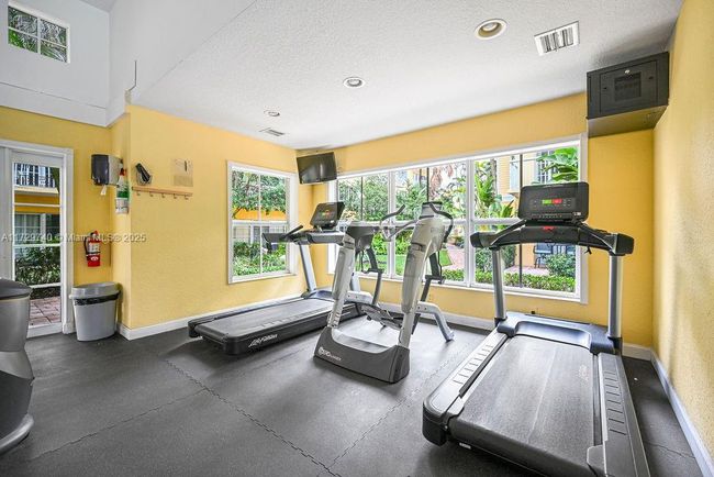 APT-703 - 1501 E Broward Blvd, Condo with 3 bedrooms, 2 bathrooms and null parking in Fort Lauderdale FL | Image 55