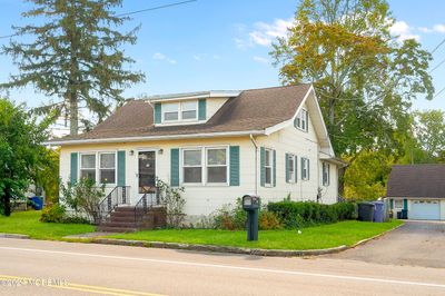 25 Bay Avenue, House other with 3 bedrooms, 1 bathrooms and null parking in Manahawkin NJ | Image 1