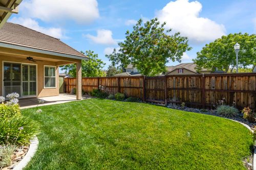 1948 Plymouth Way, Lodi, CA, 95242 | Card Image