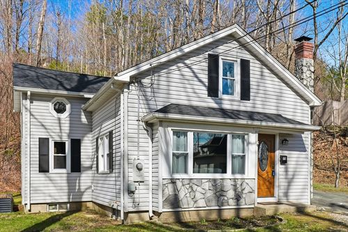 75 C St, Athol, MA, 01331-2052 | Card Image
