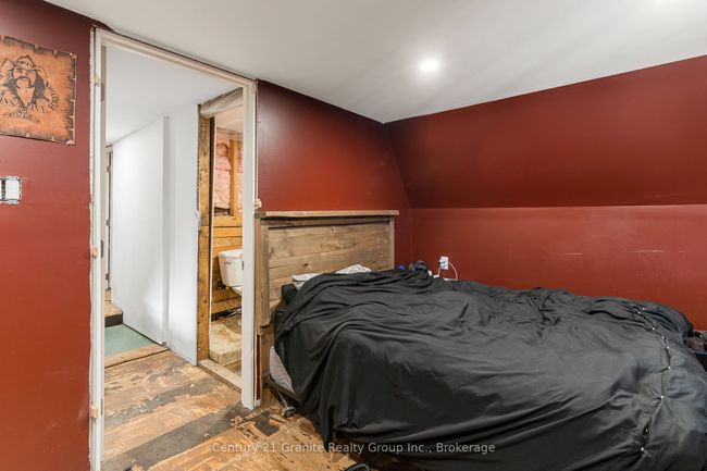 3783 Monck Rd, House other with 3 bedrooms, 2 bathrooms and 8 parking in Norland ON | Image 27