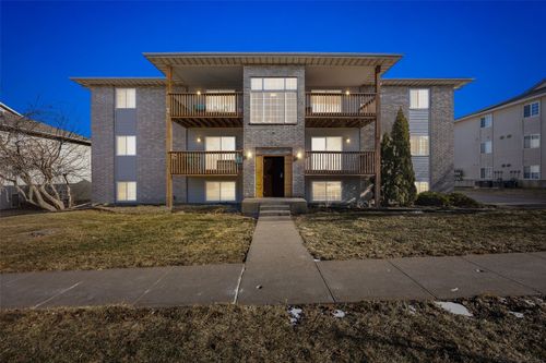 56 West Side Drive, Iowa City, IA, 52246 | Card Image