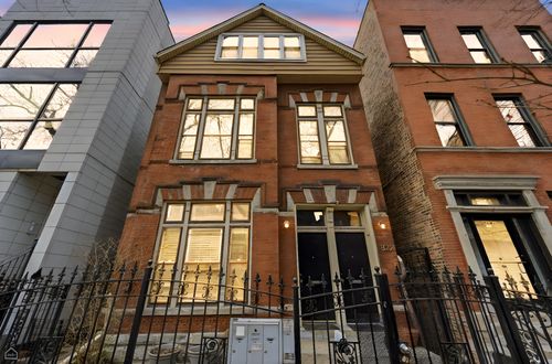 822 N Wood St, Chicago, IL, 60622-5039 | Card Image