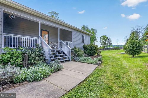 339 Piedmont Ave, WASHINGTON, VA, 22747-1865 | Card Image