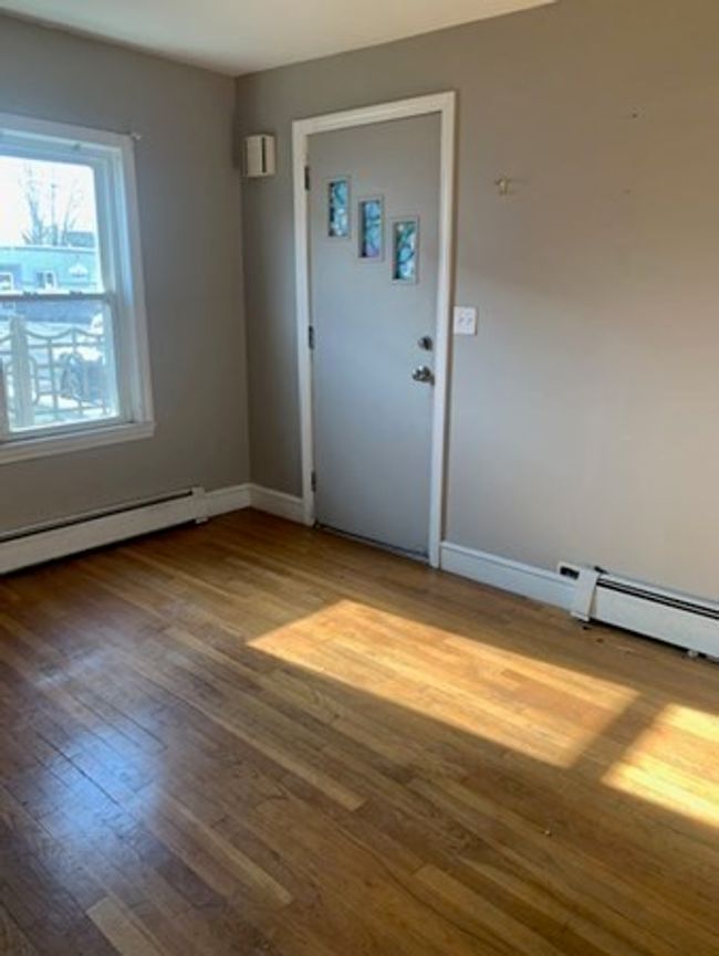 368 Ocean Grove Ave, House other with 2 bedrooms, 2 bathrooms and null parking in Swansea MA | Image 8