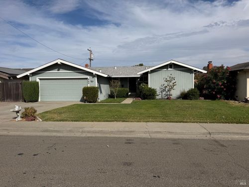 860 Rolling Green Dr, Rio Vista, CA, 94571-1330 | Card Image