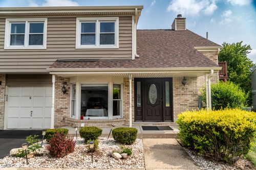 6-1900 Wisteria Ct, Naperville, IL, 60565-2068 | Card Image