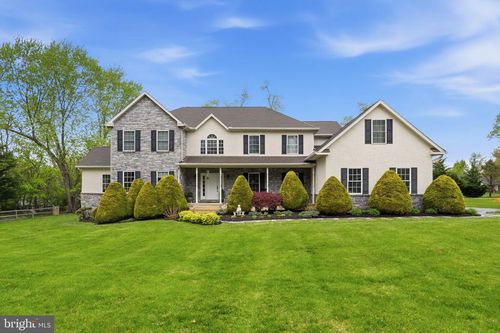 809 Shavertown Rd, Garnet Valley, PA, 19060-1103 | Card Image