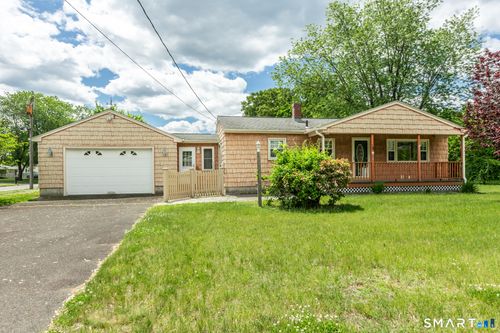 19 Alberta St, Windsor Locks, CT, 06096-1124 | Card Image