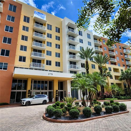 apt-120-2775 Ne 187th St, Aventura, FL, 33180-2917 | Card Image