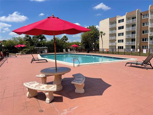 apt-506-6930 Nw 186th St, Hialeah, FL, 33015-3294 | Card Image