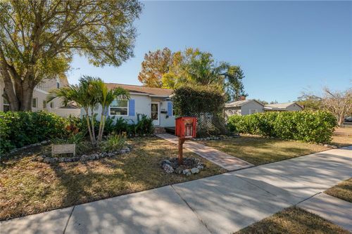 5138 3rd Ave N, ST PETERSBURG, FL, 33710-8113 | Card Image