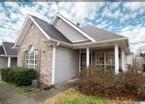 207 Hidden Creek Pkwy, PELHAM, AL, 35124-4867 | Card Image