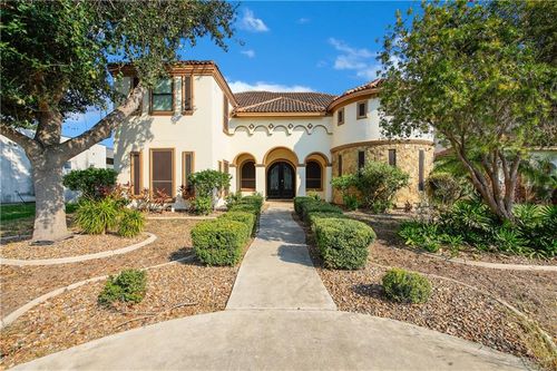 3909 S M St, McAllen, TX, 78503-1571 | Card Image