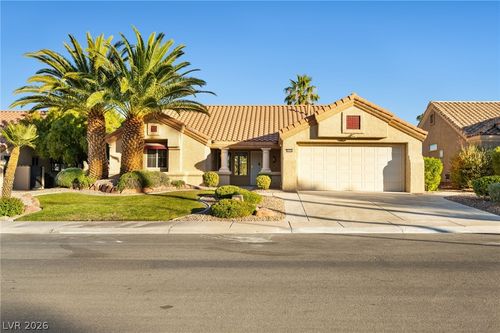2808 Crown Ridge Dr, Las Vegas, NV, 89134-8518 | Card Image