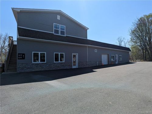 400-3144 Us Route 9w, New Windsor, NY, 12553-6715 | Card Image
