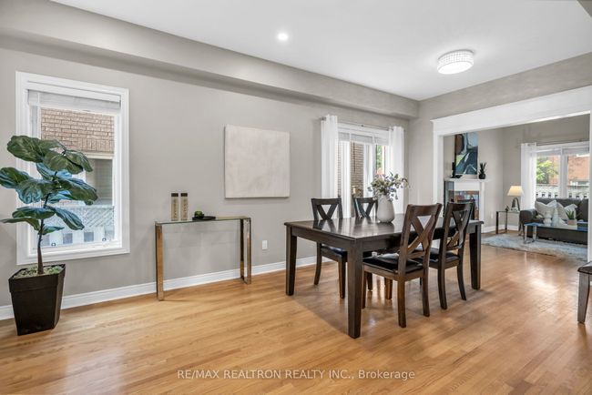 172 Denise Cir, House attached with 4 bedrooms, 4 bathrooms and 2 parking in Newmarket ON | Image 7