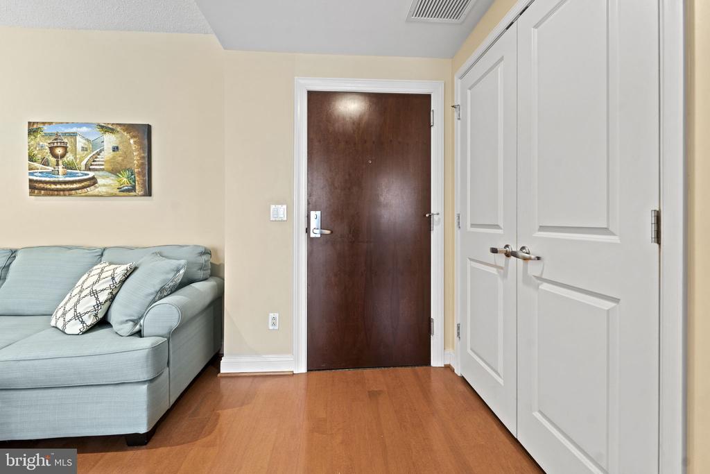 Residential in ARLINGTON 4