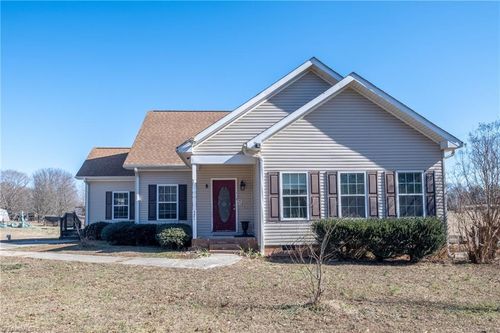 321 Hedrick Heritage Drive, Lexington, NC, 27295 | Card Image