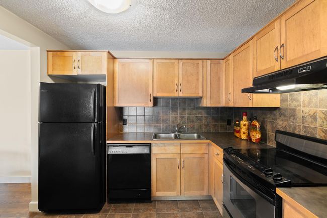 45 Cedar Springs Gardens Sw, Home with 2 bedrooms, 1 bathrooms and 1 parking in Calgary AB | Image 13