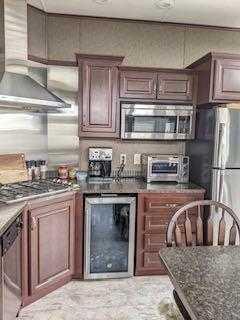 Residential in Lac Des Iles 4