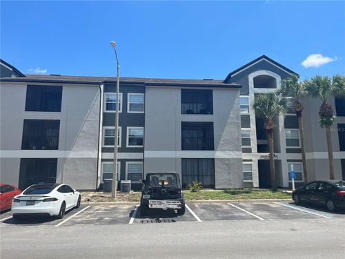 10304-7511 Seurat St, ORLANDO, FL, 32819-7312 | Card Image