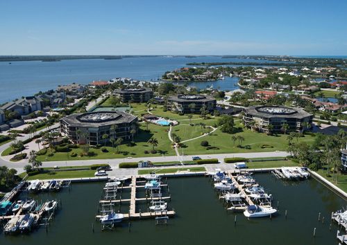 2-f-1825 Mooringline Dr, Vero Beach, FL, 32963-2961 | Card Image