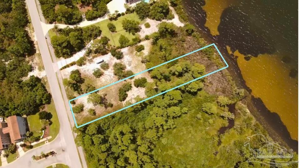 Land in Pensacola 5