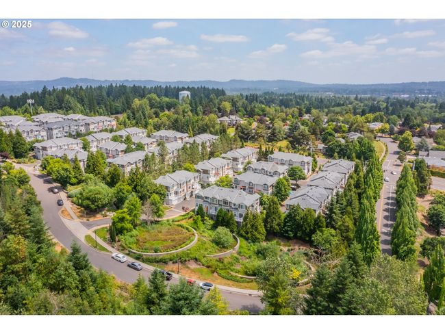 UNIT-103 - 8800 Sw 147 Th Ter, Condo with 2 bedrooms, 3 bathrooms and 2 parking in Beaverton OR | Image 21