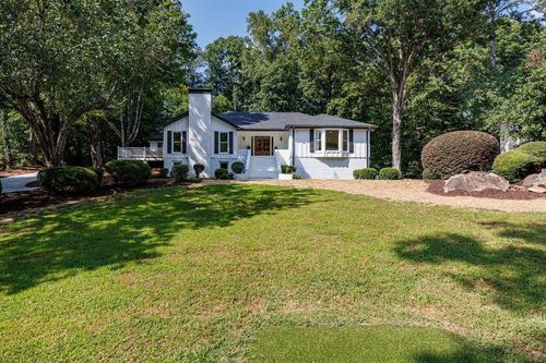 820 Oakhaven Dr, Roswell, GA, 30075-1230 | Card Image